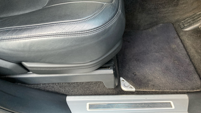 Land Rover Range Rover 4.4 SDV8 Autobiography 4dr Auto Diesel Estate